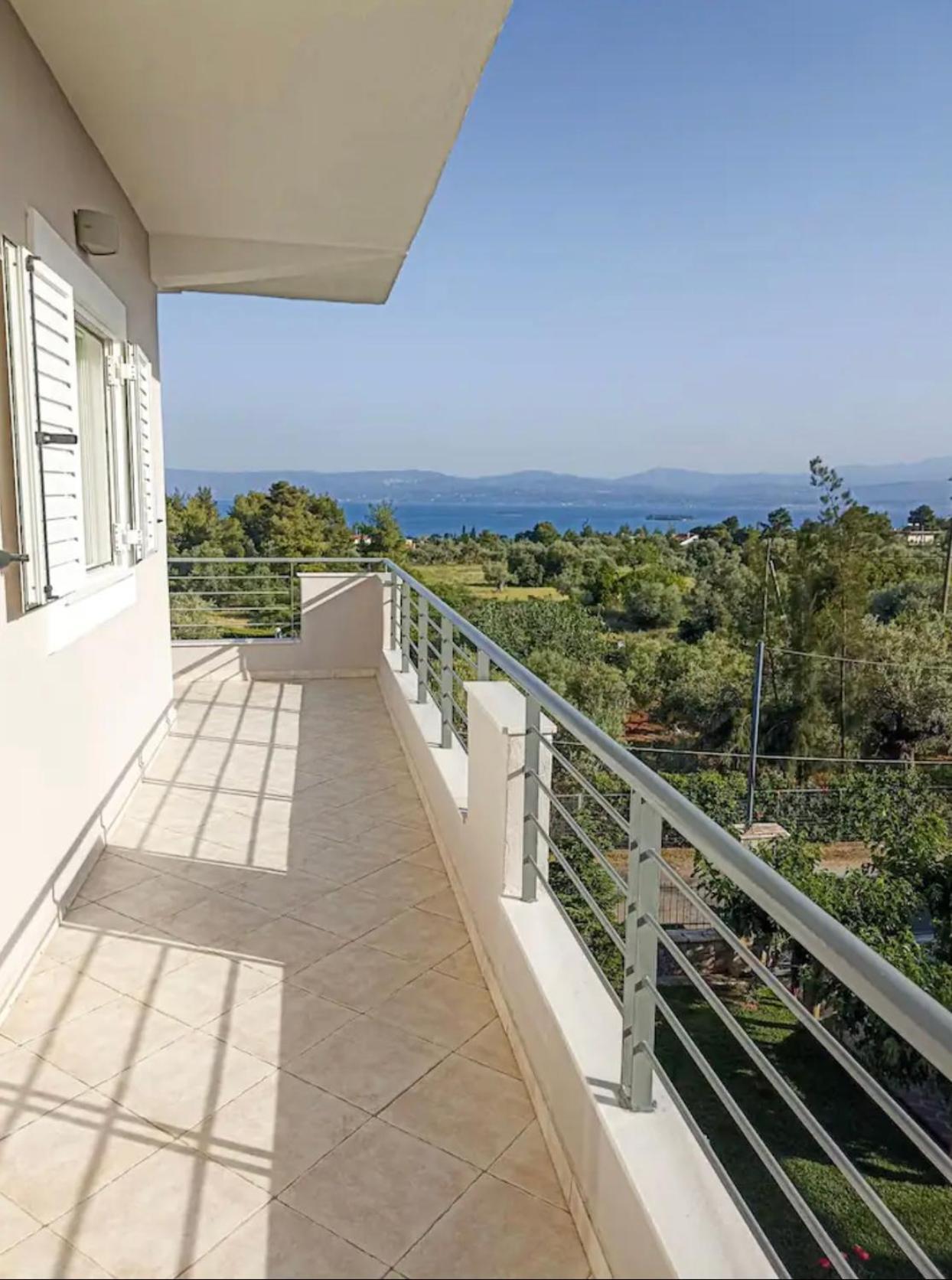 Eretria Homestay Buitenkant foto