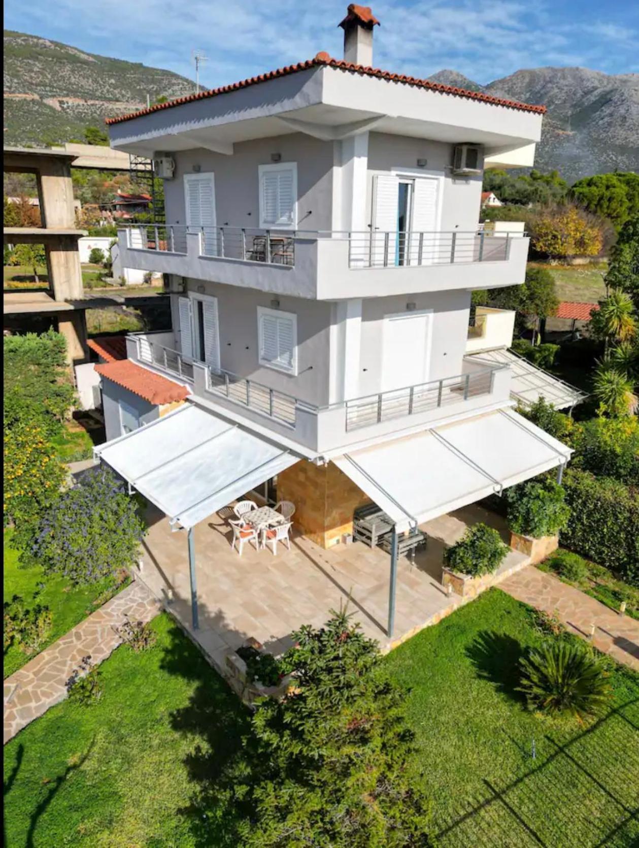 Eretria Homestay Buitenkant foto